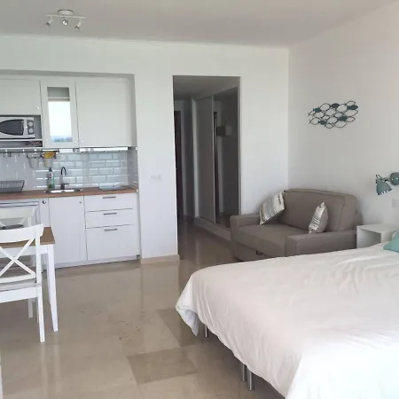 Beautiful Beachfront Studio In Torremolinos 32